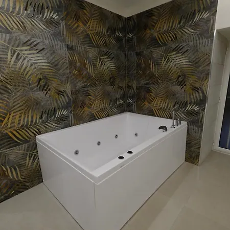 Mitologica Frühstückspension 4*