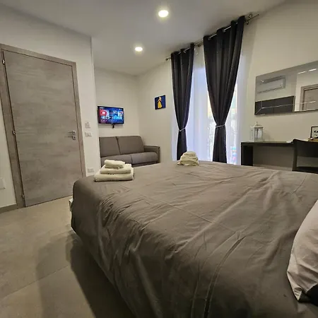 Mitologica Frühstückspension 4*