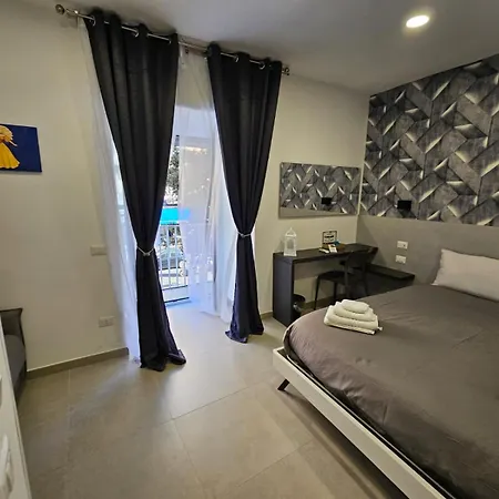 Mitologica 4* Neapel