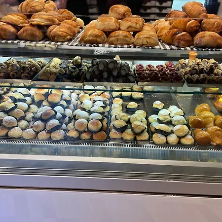 Mitologica Frühstückspension Neapel